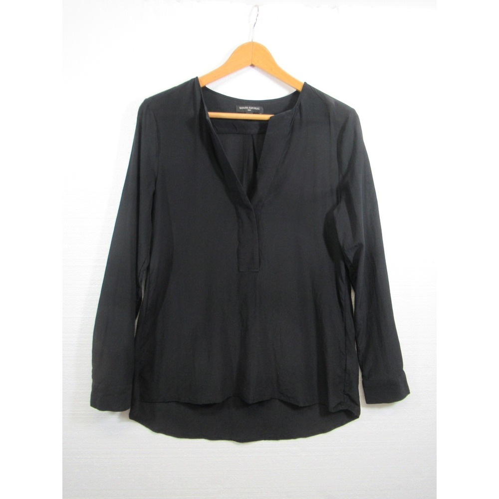 Banana Republic Silk Popover Blouse Women Medium Black V-neck Long Sleeve